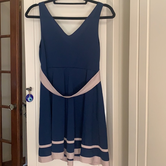 1960’s Mod Mini! - Picture 2 of 2